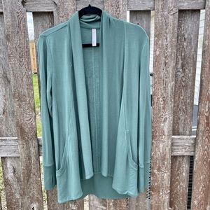 Athleta Pranayama wrap small